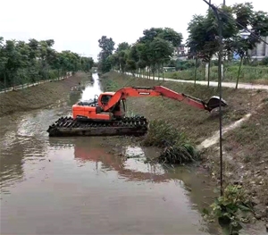 水陸兩用挖掘機